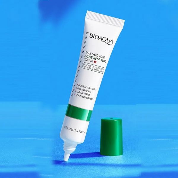 Moisturizing and brightening eye cream with salicylic acid, 20g.